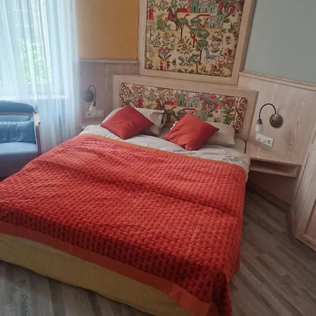 Mondstrahl Hotel 3*
